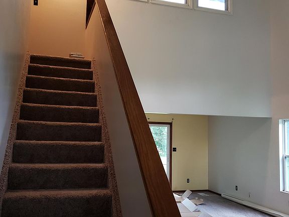 5th image of 302 Marconi Ct