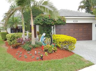 1129 Chinaberry Dr, Fort Lauderdale, FL 33327