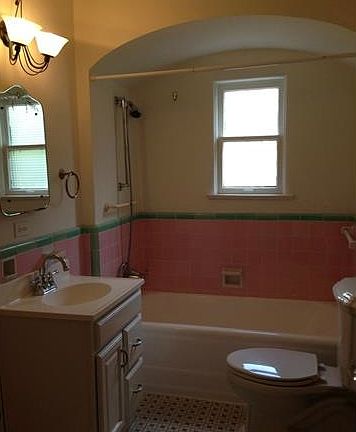 available bathroom/guest bath