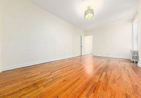 4th image of 65 Clarkson Ave #2H