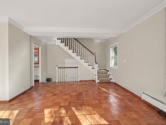 5th image of 1517 Mount Eagle Pl