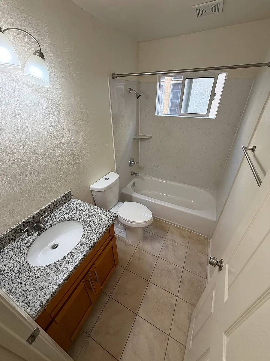 Building Photo - 273 Macarthur Blvd #103