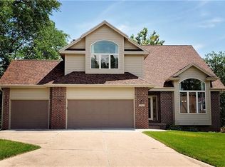 3000 Rhett Cir, Des Moines, IA 50321