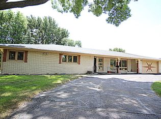 6929 Spring Brook Rd, Rockford, IL 61114