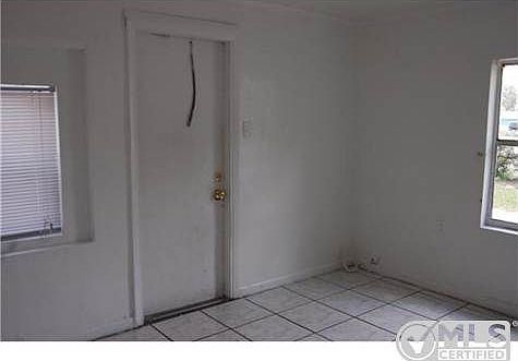 3rd image of 909 N 21st St APT A