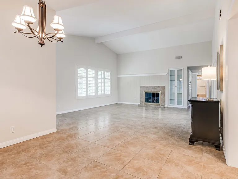 1062 Marina Dr — Photo 5