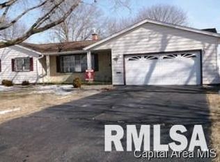 601 N H St, Monmouth, IL 61462