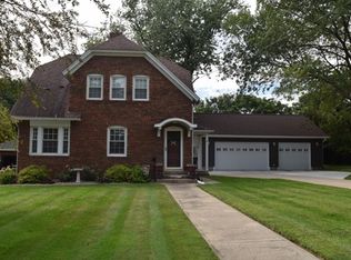 618 2nd St NW, Waukon, IA 52172