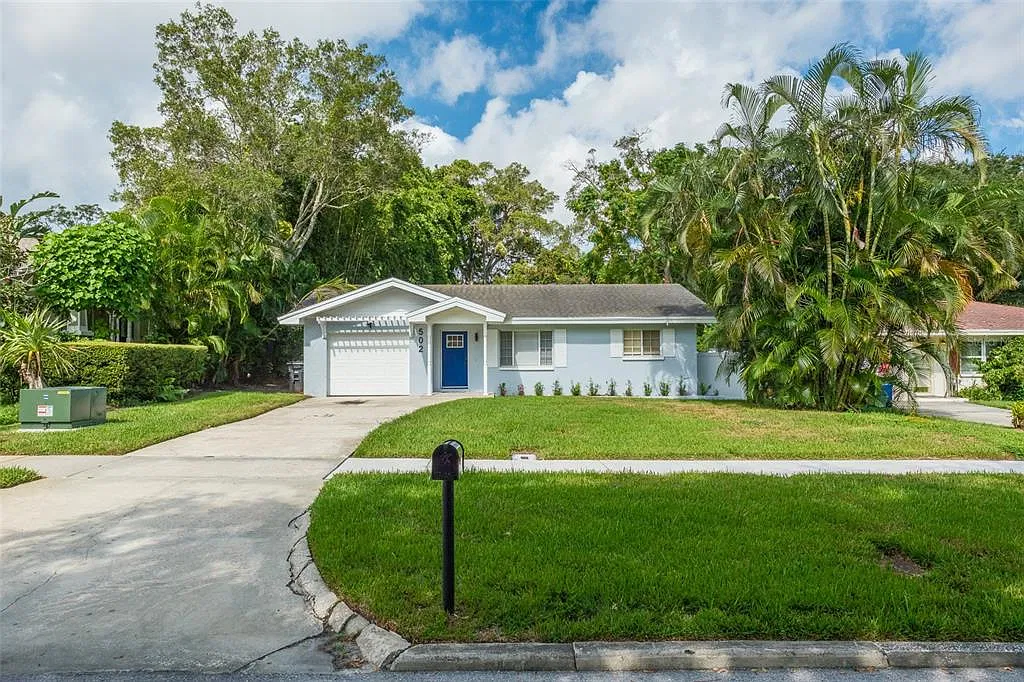 2 bed, 2.0 bath, 950 sqft, $2,600 — Photo 1