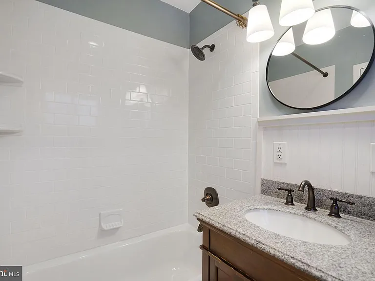 1629 Fitzgerald Ln — Photo 23