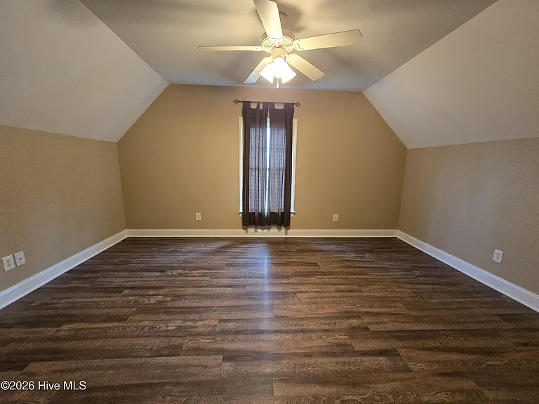 1932 Cambria Dr #A — Photo 17