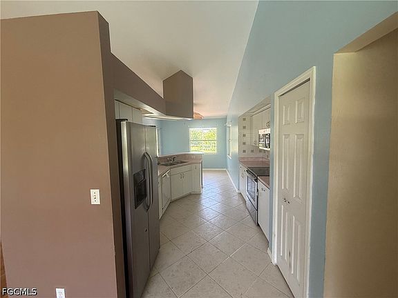 5th image of 2401 Fisher Ct
