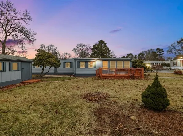 14 Candlelight Dr, Plymouth, MA 02360