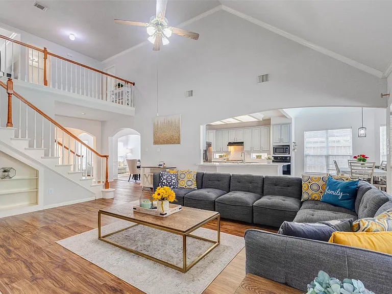 1606 Barrington Hills Ln — Photo 23
