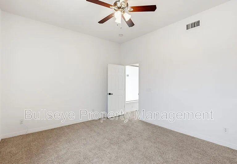 1527 E Villa Maria Dr — Photo 49