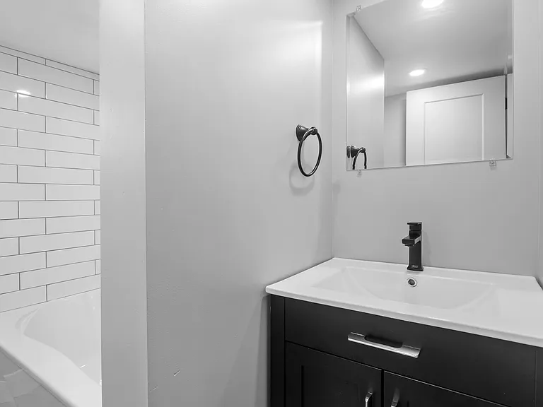 190 Glebe Ave #1 — Photo 22