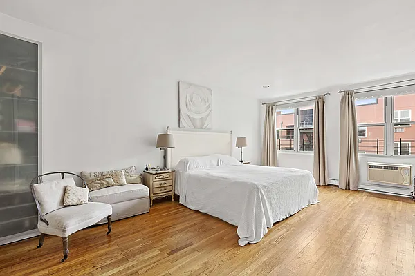 Rented by Compass | media 4