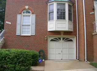 6306 Crooked Oak Ln, Falls Church, VA 22042