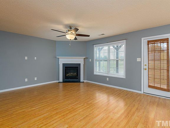 5th image of 4773 Primrose Pl