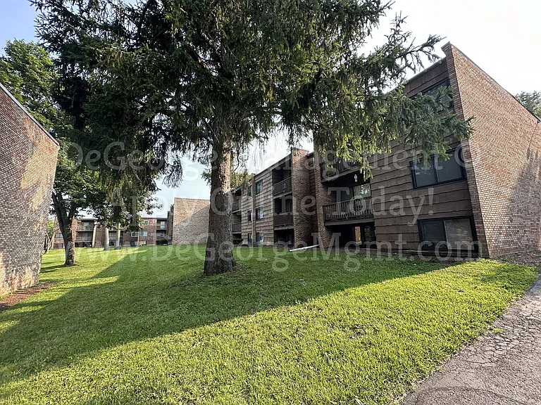 Parkview Apartments — Photo 56