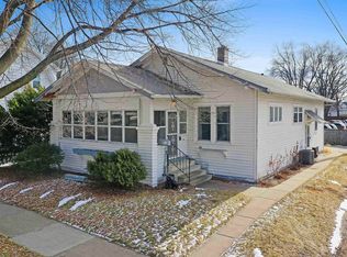 711 Hubbard St, Green Bay, WI 54303