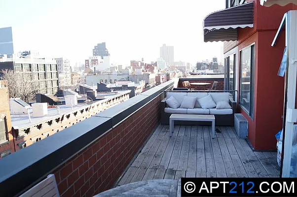 Rented by APT212 INC | media 18