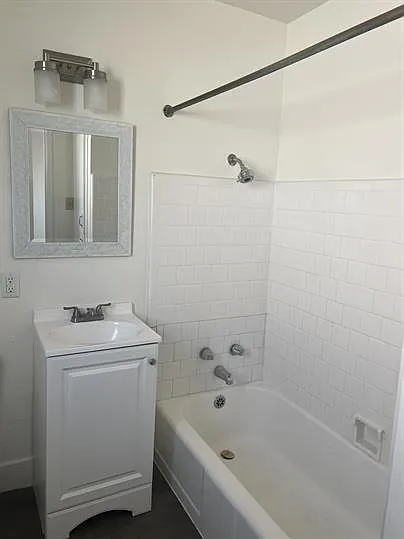Carol Manor - 3008-3014 O ST — Photo 21
