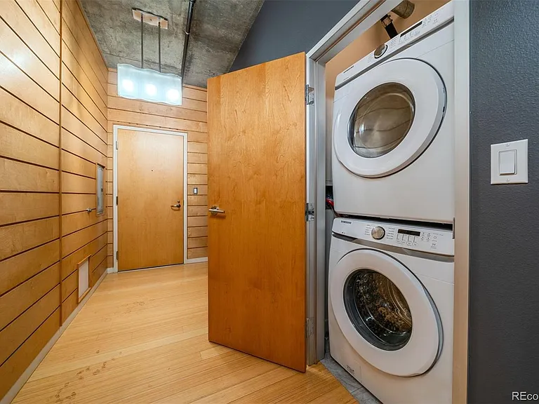 1401 Wewatta St #318 — Photo 23