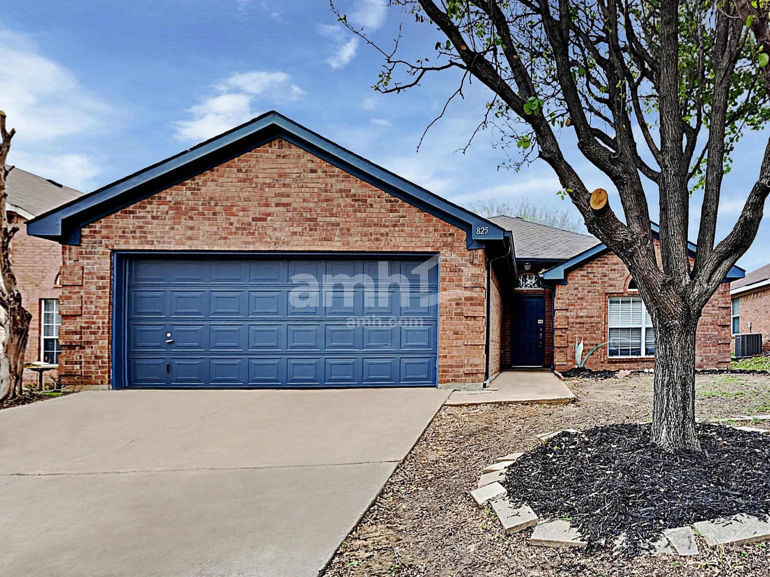 3 bed, 2.0 bath, 1604 sqft, $2,150 — Photo 1