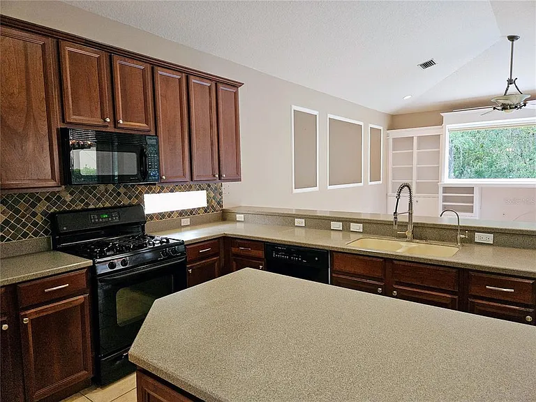 12538 Cara Cara Loop — Photo 15