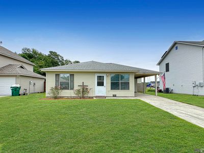 23946 S Park Ln, Denham Springs, LA, 70726