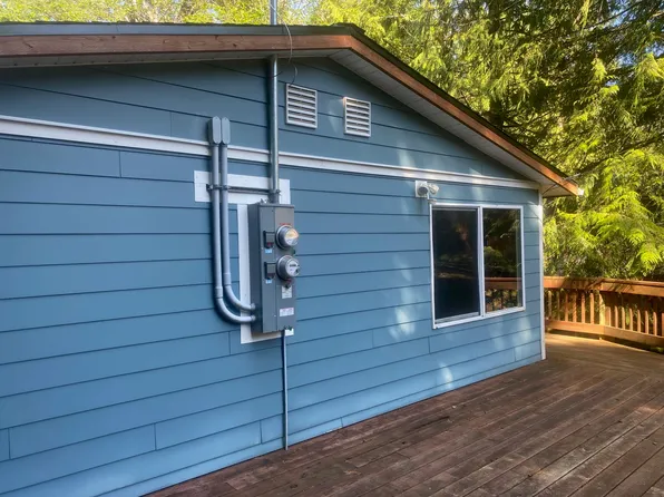 850-852 E Sesame St, Ketchikan, AK 99901