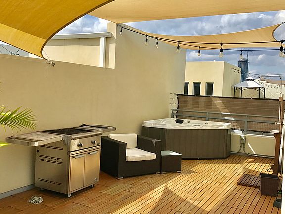 3rd image of 721 SE 12th Ct APT 5