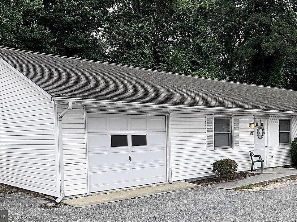 1st image of 1112 Houston Dr
