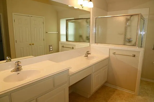 138 Chestnut Ct — Photo 14