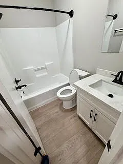 302 N Montevideo Ave #11 — Photo 7