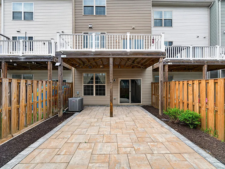 8475 Randell Ridge Rd — Photo 10