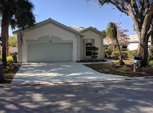 105 Harbor Lake Cir, Greenacres, FL 33413
