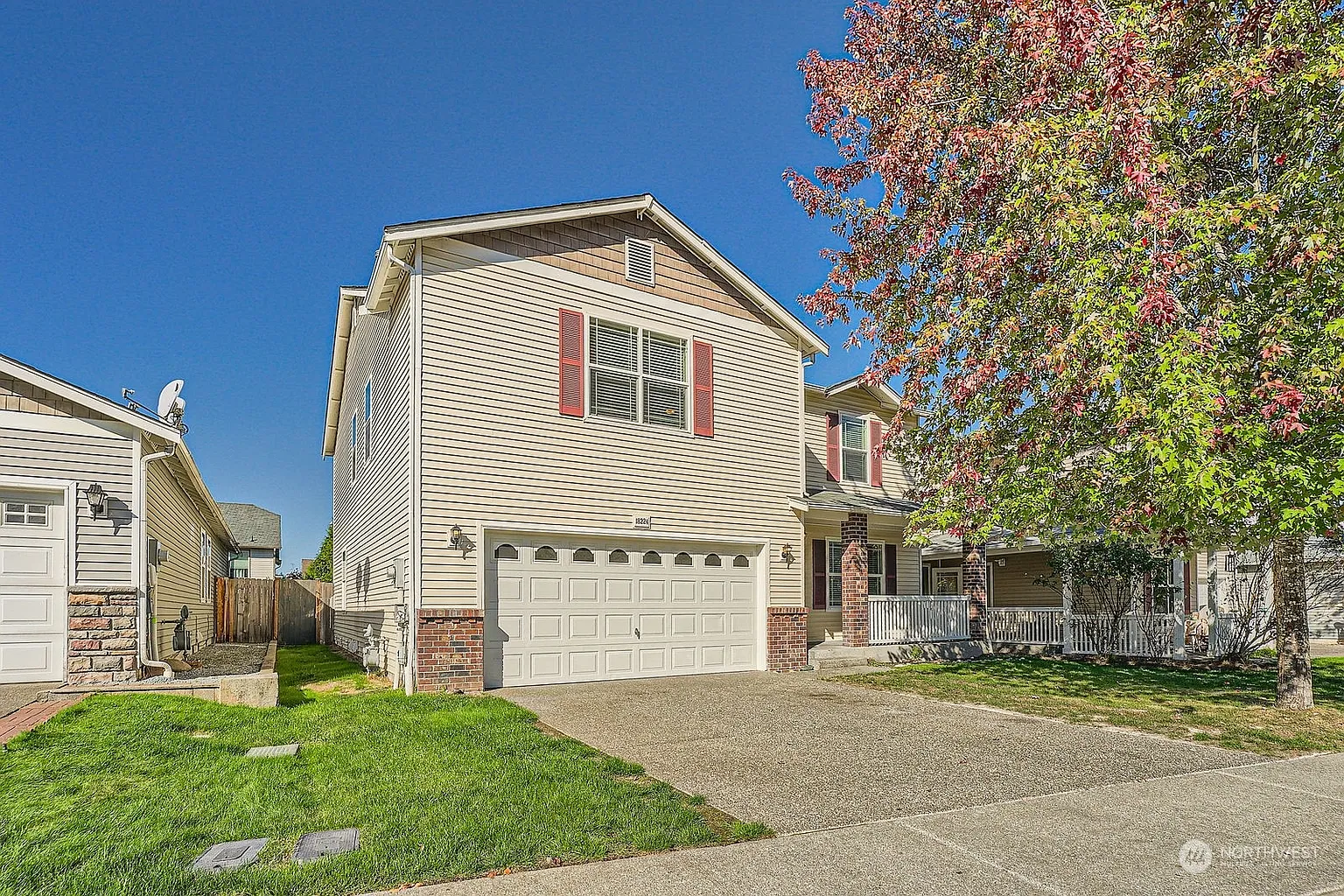 18224 96th Avenue E photo 1