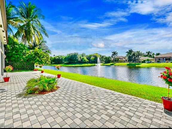 4th image of 6630 Grande Orchid Way