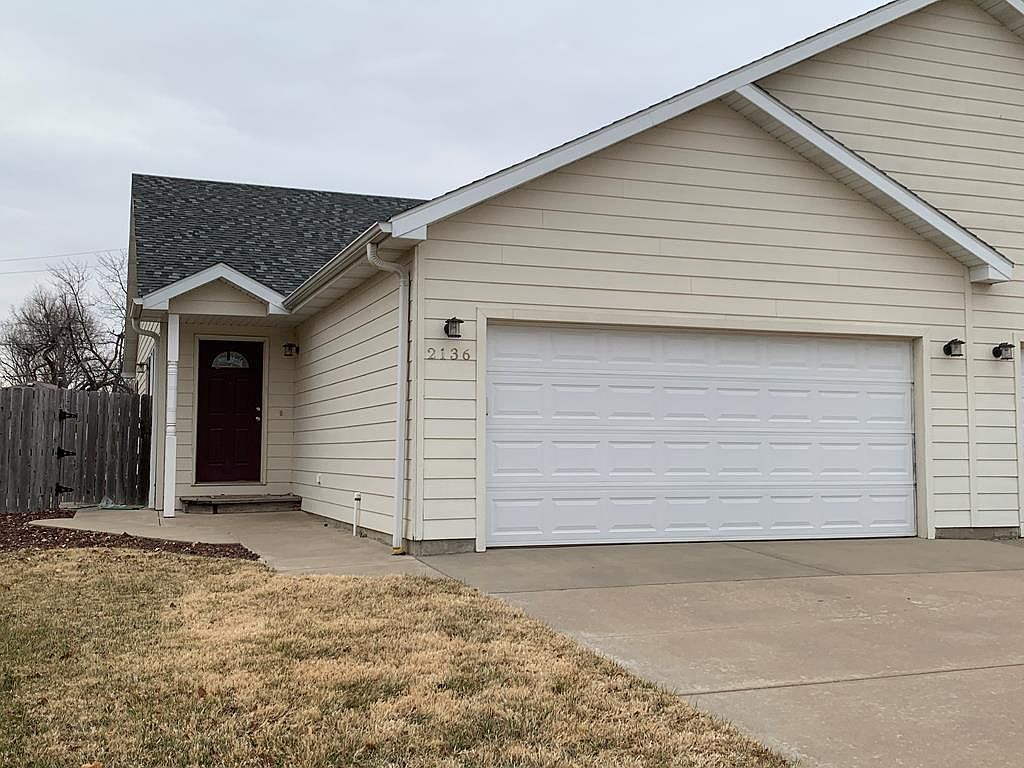 2136 Oxford Dr, Salina, KS 67401 Zillow