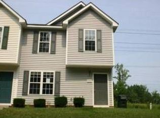 2100 Walnut Bluff Ln, Raleigh, NC 27610