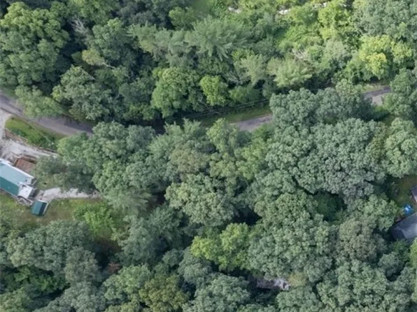 2335 Bramble Rd SW, Carrollton, OH 44615