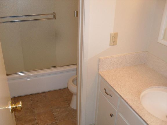5th image of 2750 Joseph Ave APT 15
