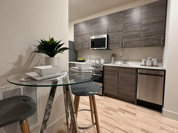 400 Claremont Avenue image 43 of 130