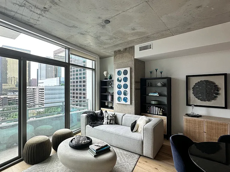 1801 N Pearl St #1201 — Photo 8