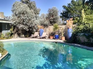 3204 Bonnie Hill Dr, Los Angeles, CA 90068