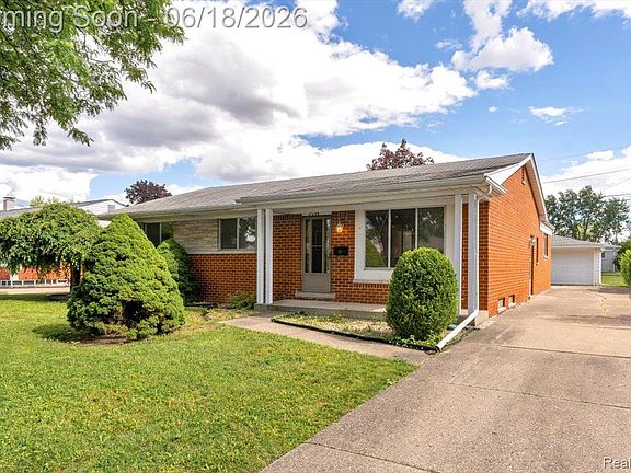 3rd image of 2638 Athena Dr