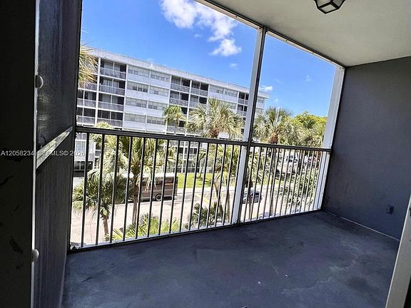 3rd image of 700 NW 214th St APT 411