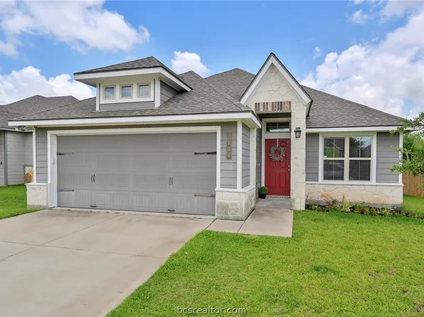 2104 Dumfries Dr, Bryan, TX 77807